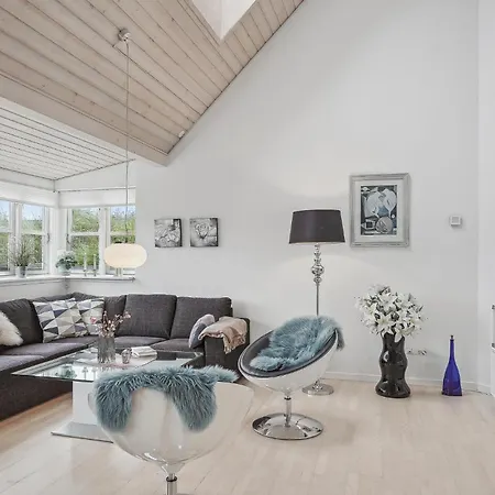 Feriehus Awesome In With Sauna *